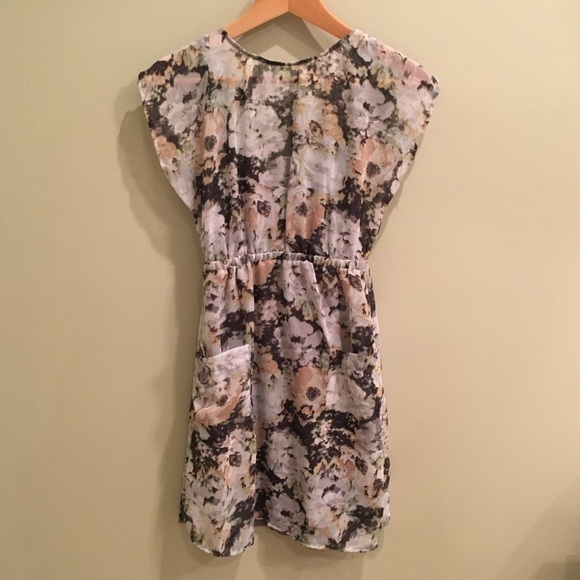 Target Dresses & Skirts - Watercolor Print‎ Chiffon Dress